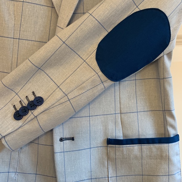 Isaac Mizrahi Light Blue Checkered Kids Blazer - Picture 3 of 6